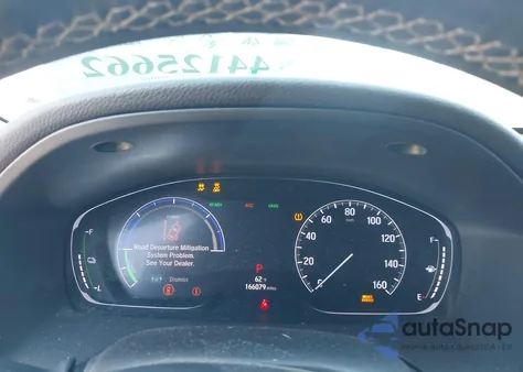 2019 Honda Insight Touring z USA, uszkodzony, nr VIN 19XZE4F95KE034600